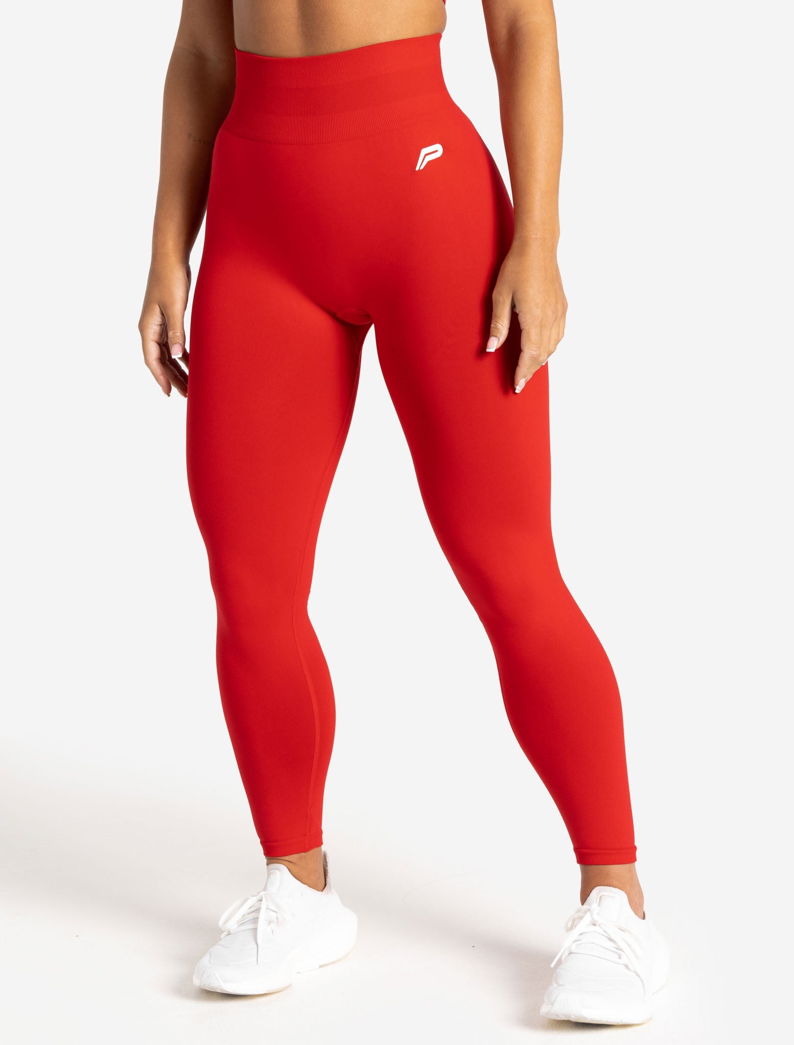 Scrunch Seamless Leggings / Candy Red Pursue Fitness 1