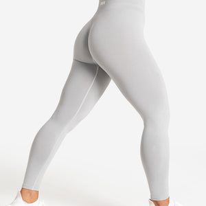 Scrunch Seamless Leggings / Grey Pursue Fitness 3