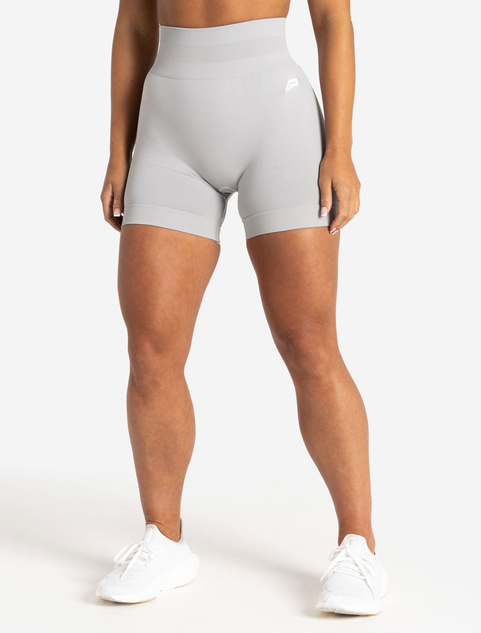 Scrunch Seamless Shorts / Grey Pursue Fitness 1