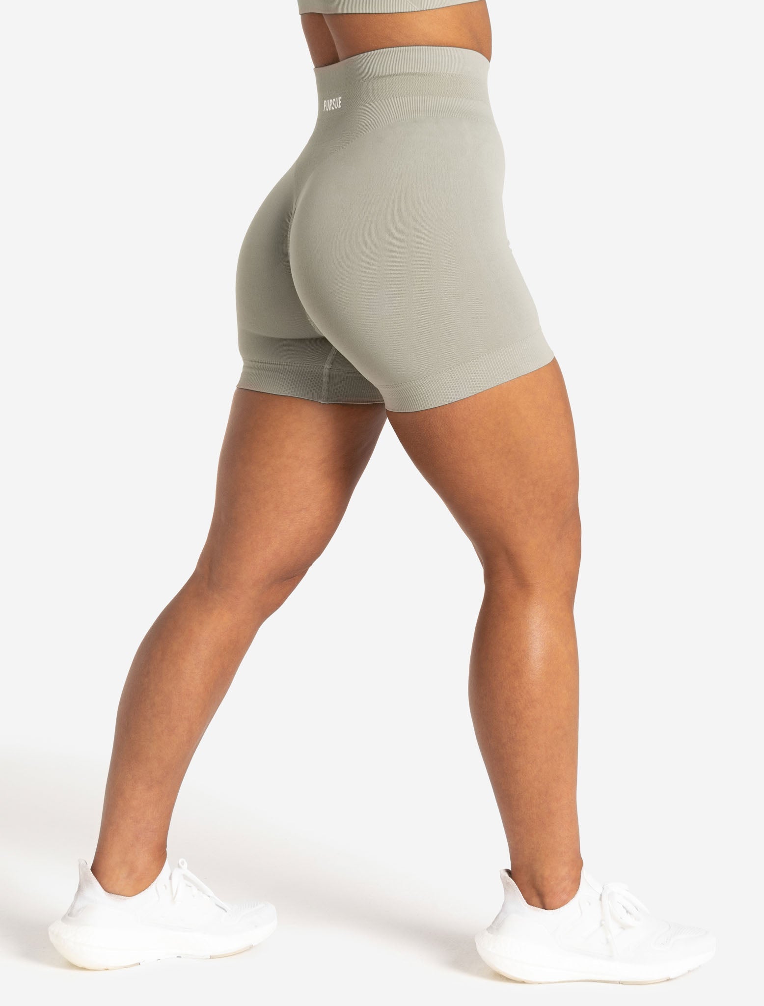 Scrunch Seamless Shorts, Sage