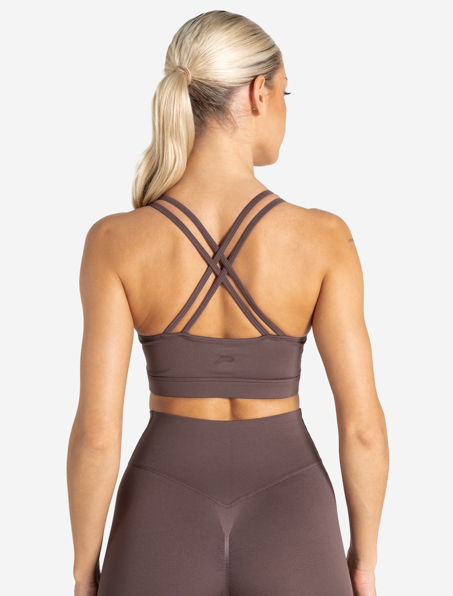 Sculpt Seamless Sports Bra - Mocha Pursue Fitness 2