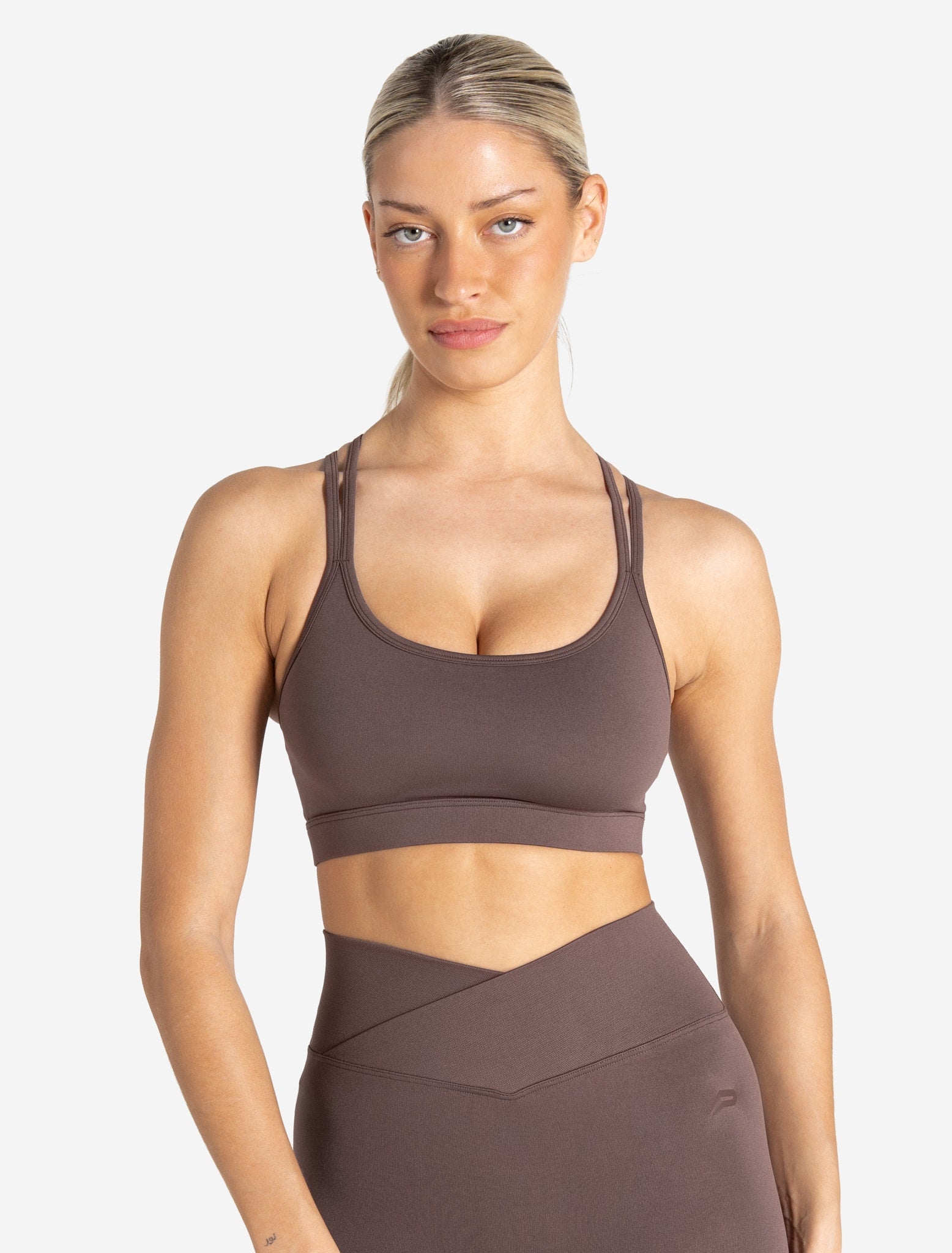 Sculpt Seamless Sports Bra - Mocha Pursue Fitness 1