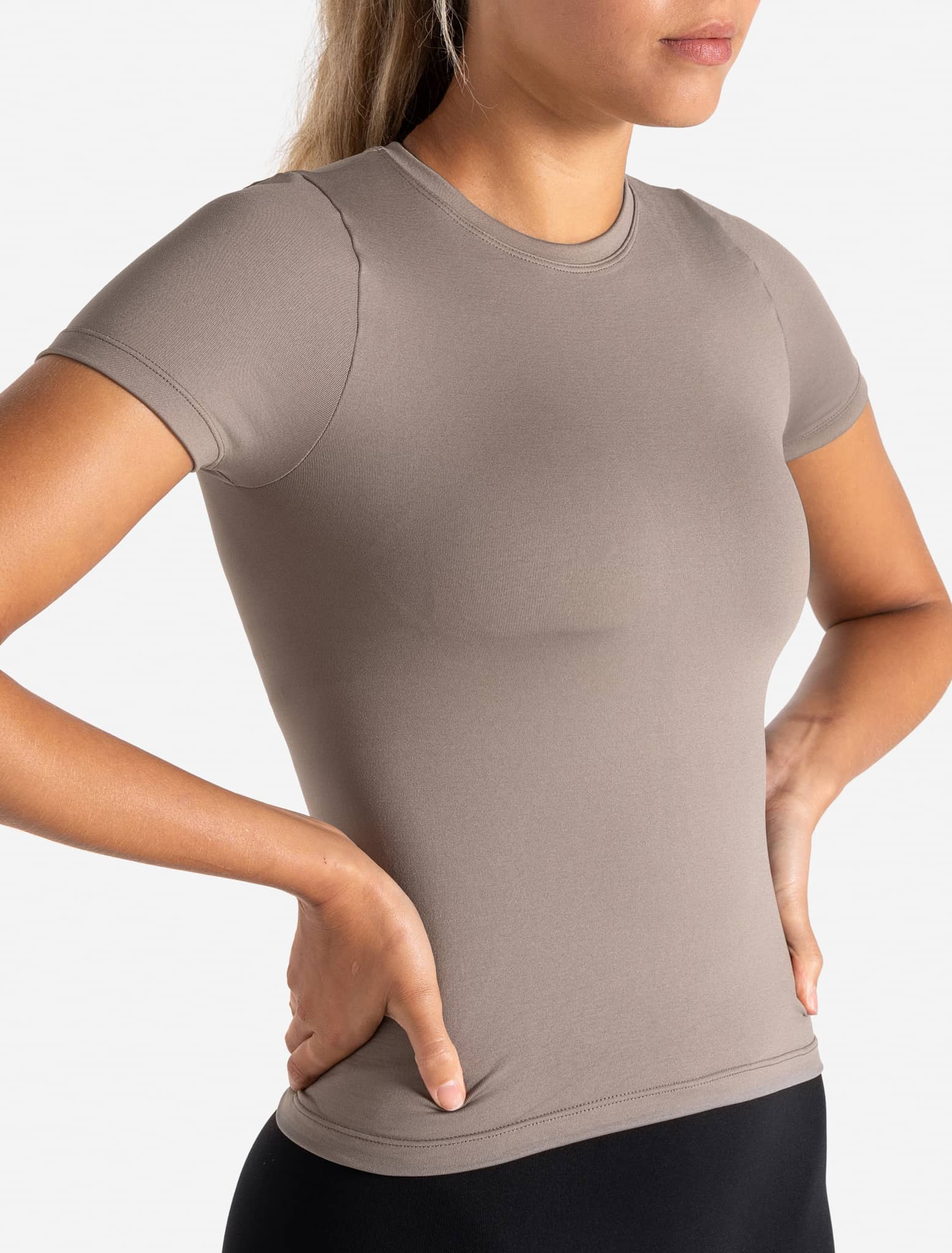 Sculpt Seamless T-Shirt - Taupe Pursue Fitness 1