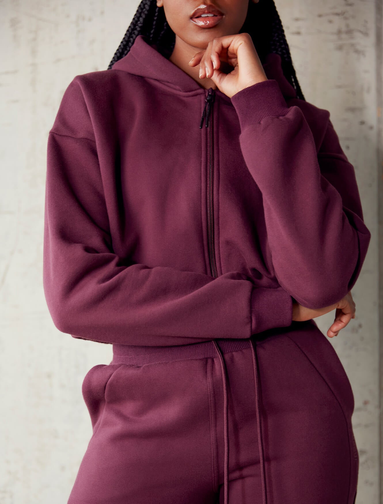 Select Crop Jacket / Black Cherry Pursue Fitness 2