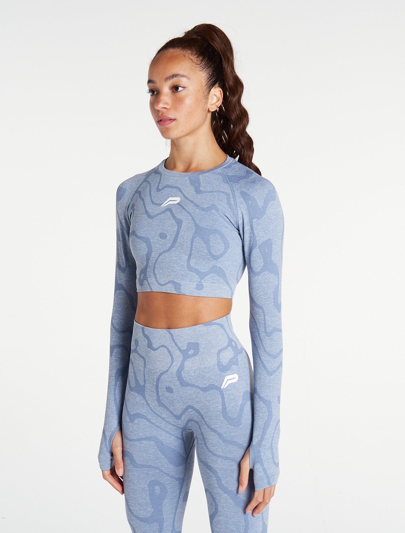 Sustainable Seamless Long Sleeve Crop Top / Blue Pursue Fitness 1