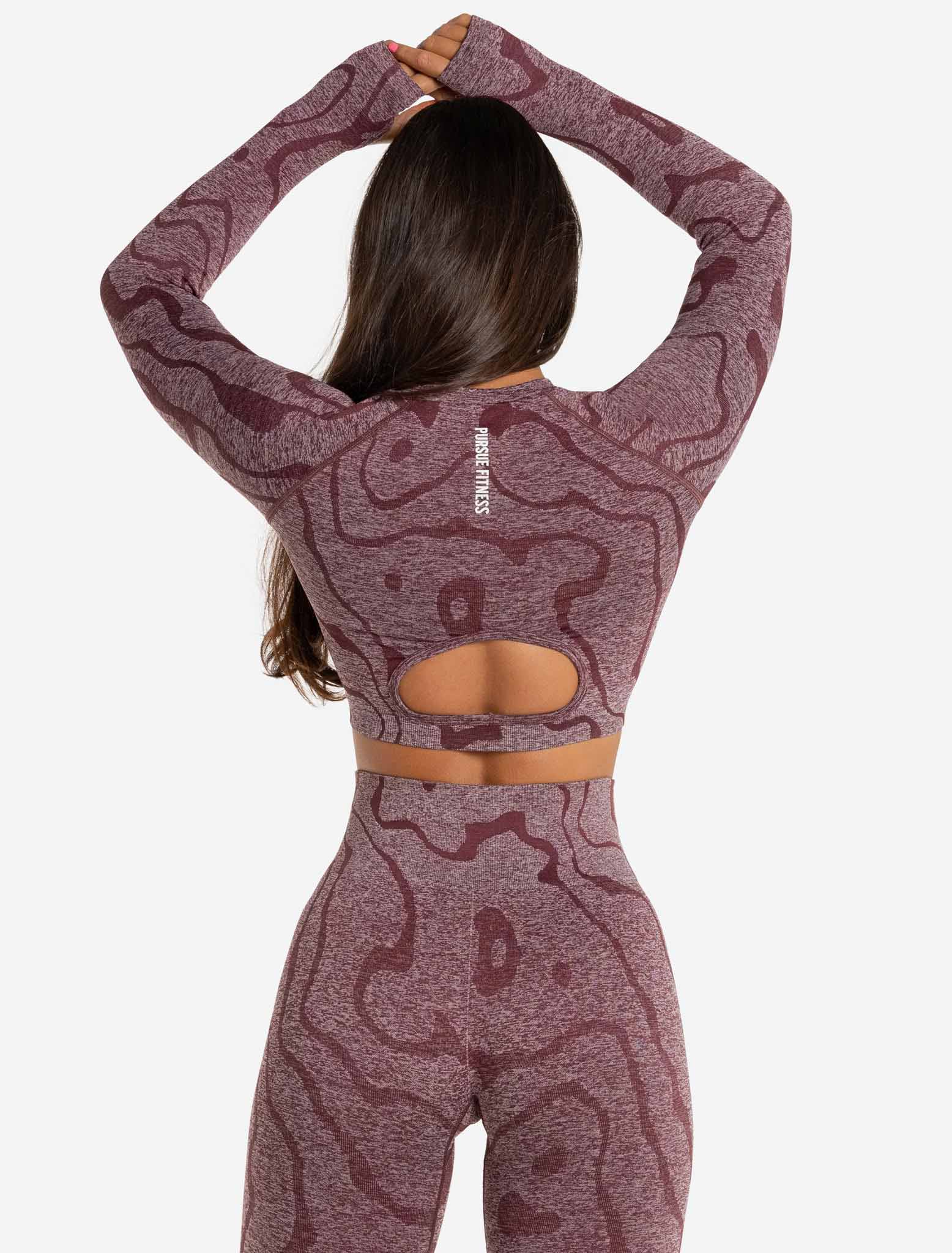 Sustainable Seamless Long Sleeve Crop Top / Burgundy Pursue Fitness 2