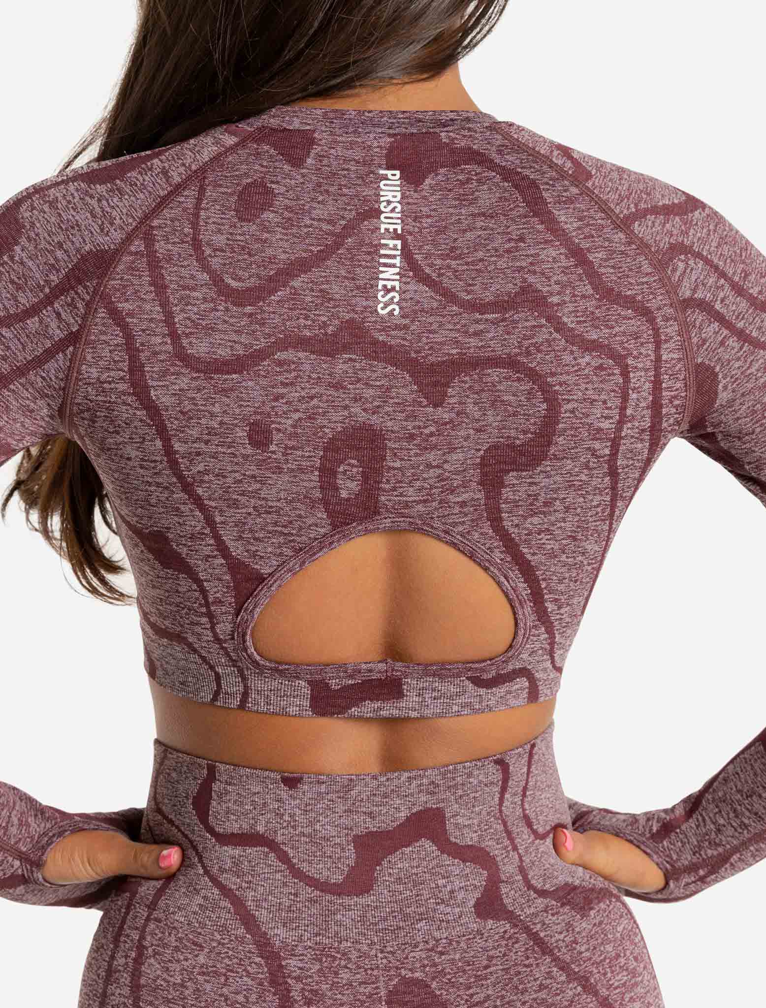 Sustainable Seamless Long Sleeve Crop Top / Burgundy Pursue Fitness 4