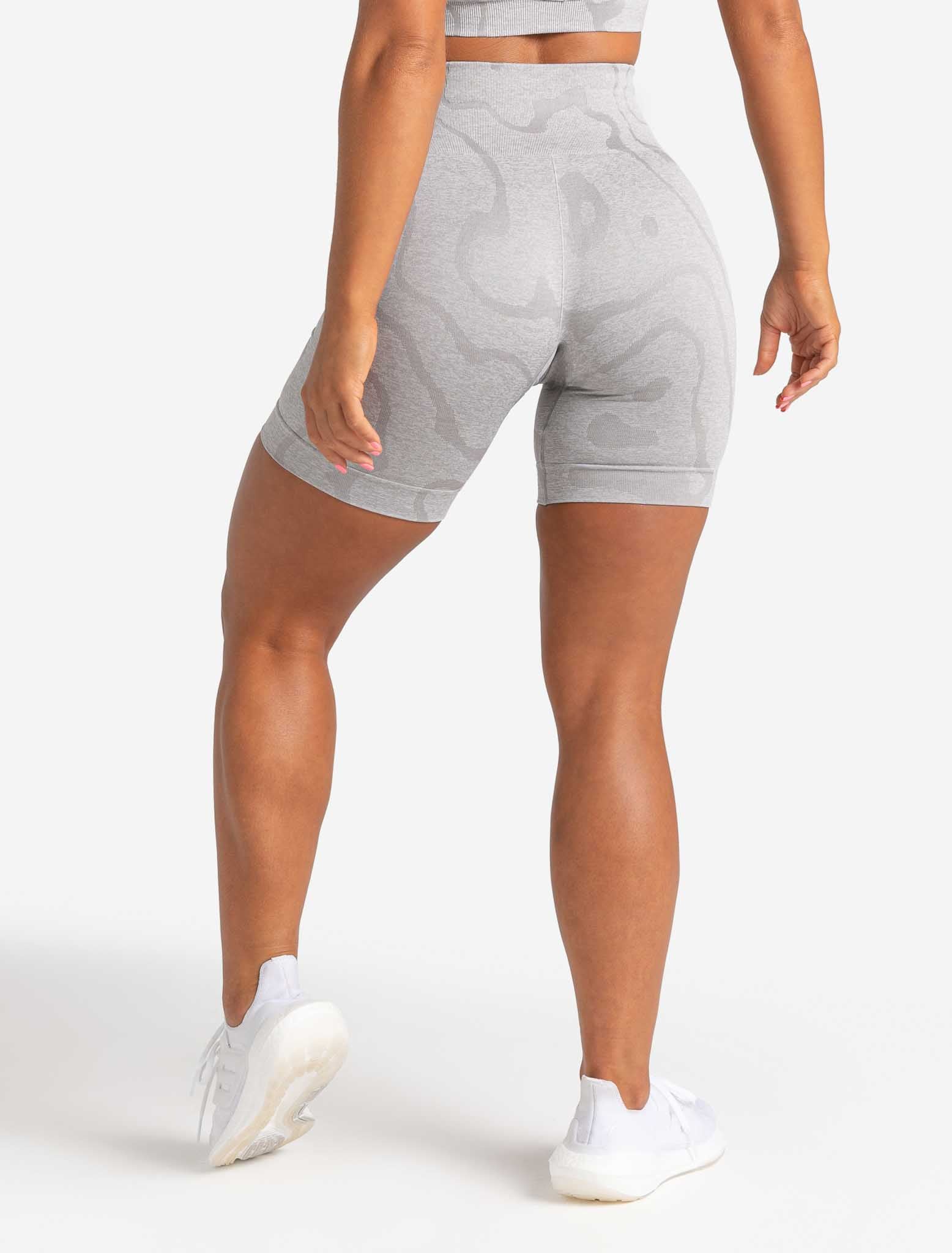 Sustainable Seamless Shorts / Cloud Grey Pursue Fitness 5