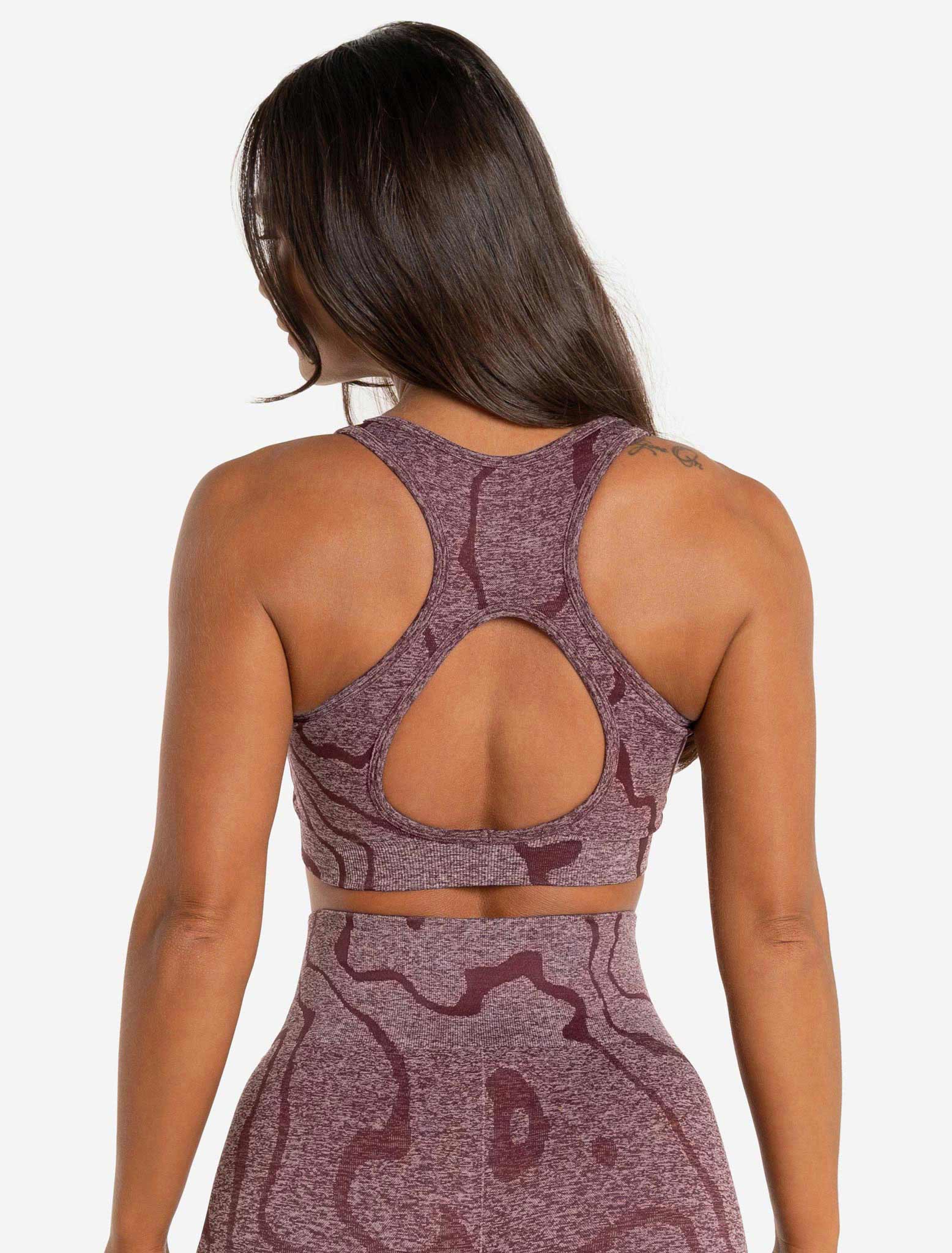 Sustainable Seamless Sports Bra / Burgundy Pursue Fitness 2