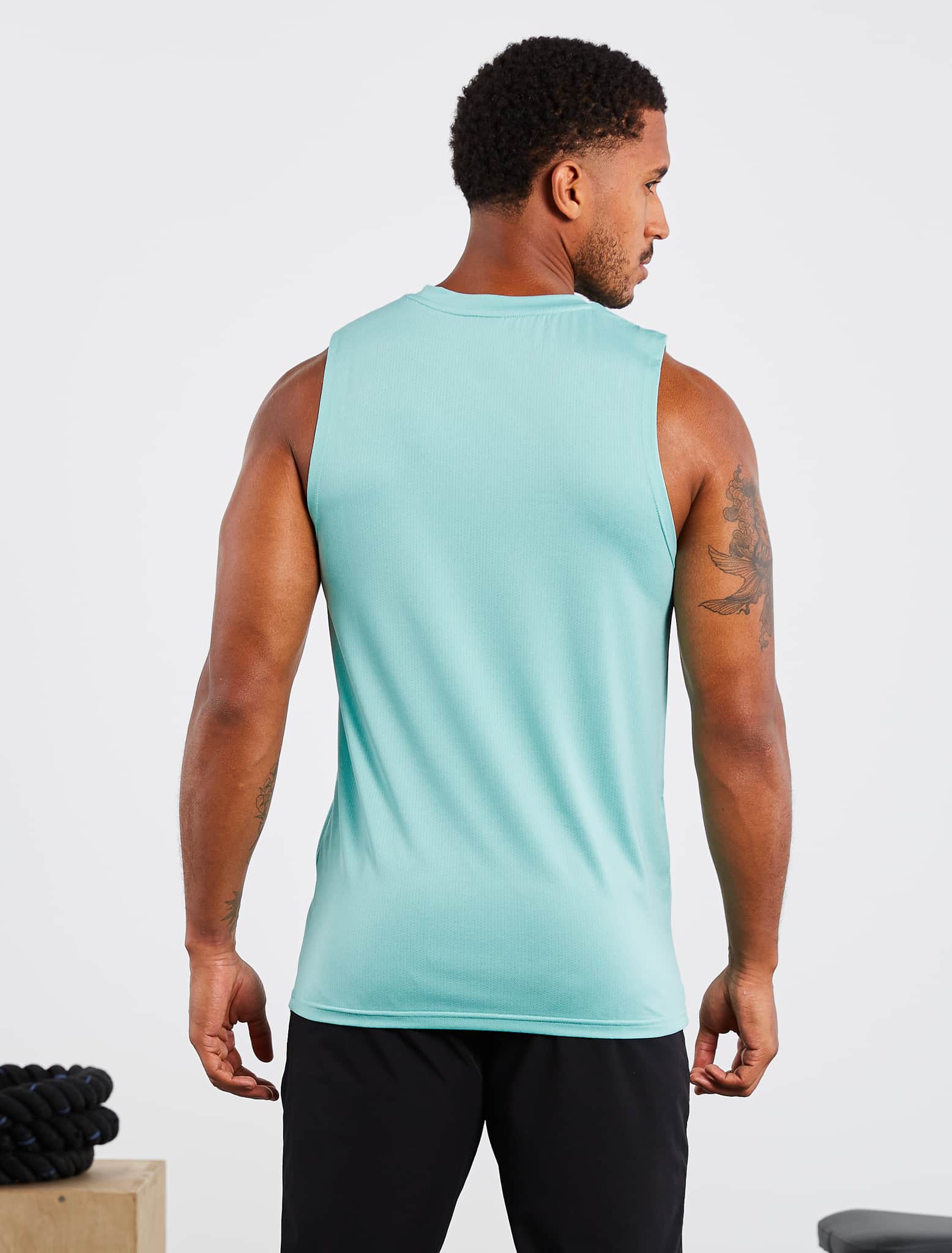 Training Tank / Aqua Pursue Fitness 2